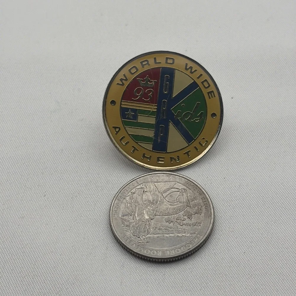 World Wide Authentic 1993 Gap Kids Lapel Hat Pin